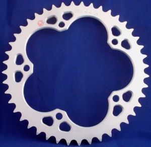 Corona 44 Denti Sitta in Ergal passo 525 codice 201A44-25 MV-Agusta F4 1000/312/1078, Brutale 05