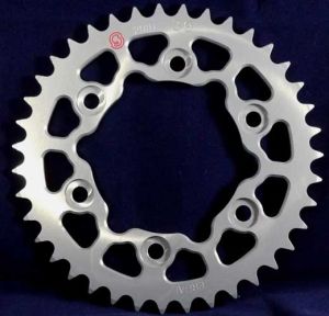 Corona 39 Denti Sitta in Ergal passo 520 per Ducati Monster Varie <11, ST3,ST4,Super Sport  codice 201D39