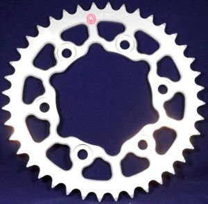 Corona 46 Denti Sitta in Ergal passo 525 Ducati 950 Multistrada 17-20 e Multistrada 1200 Enduro 16-19 cod 208D46-25