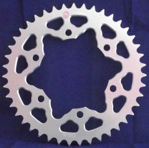 Corona 43 Denti Sitta Ergal, catena 520, codice 201M43 ergal 7075 per Yamaha R1, Suzuki GSX-R 1000 09