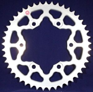 Corona 41 denti KTM Duke / Rc Ergal Sitta, catena 520, codice 204T41