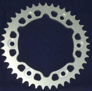 Corona 41 Denti Sitta in Ergal passo 530 codice 201N41-30 Honda CBR 600 F 01-/FS 01-02/ 600 RR/ CBR 900 RR 00-03/ CBR 1000 RR/ VTR 1000 SP1/SP2