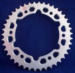 Corona 42 Denti Sitta in Ergal passo 525 codice 201N42-25 Honda CBR 600 F 01-/FS 01-02/ 600 RR/ CBR 900 RR 00-03/ CBR 1000 RR/ VTR 1000 SP1/SP2