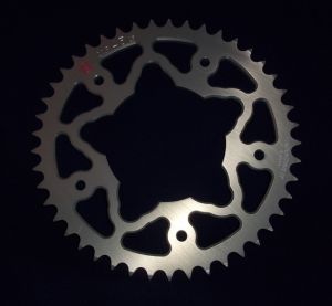 201P49-25 - Corona 49 Denti Sitta Ergal 7075, catena 525 per Aprilia SRV 850 e Gilera GP800