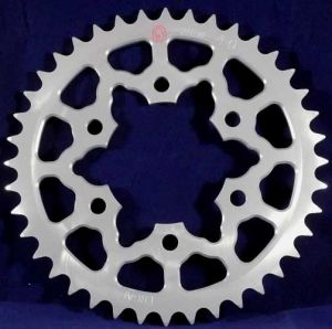 Corona 40 Denti Sitta Ergal, catena 520, codice 201W40 ergal 7075 per Kawasaki ER-6, Versys, ZX-6R 98-, ZX-7/ZX-9 94-03, Z750/800/1000, ZX-10R