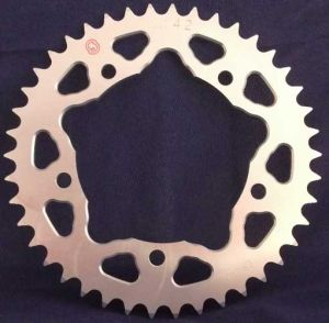 Corona 42 Denti Sitta Ergal, catena 520, CODICE 201Z42 ergal 7075 per Suzuki GSX-R 600 01-10, 750 00-10, 1000 01-08, GSR 600