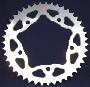 Corona 43 Denti Sitta Ergal, catena 525, CODICE 201Z43-25 ergal 7075 per Suzuki GSX-R 600/750 - KAWASAKI - TRIUMPH (VEDI MODELLI)