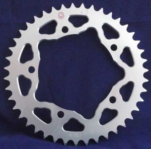 Corona 43 Denti Sitta Ergal, catena 520 ergal 7075 per Suzuki GSX-R 600, 750, 1000 01-08, GSR 600, Triumph