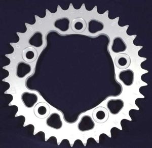 Corona 35 Denti Sitta in Ergal passo 520 per Ducati 999, 749, 899-959 Panigale, Monster 821 e Scrambler 803 16> codice 202D35