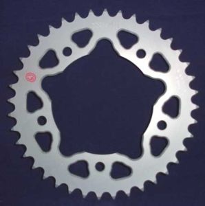 Corona 40 denti Ergal Sitta Yamaha R1 2015> - R6 99>02 ,catena 520, codice 202M40