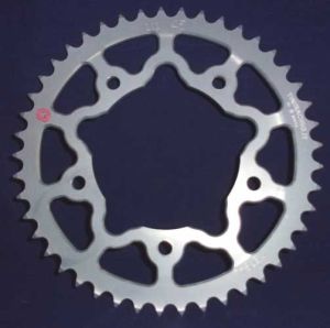 Corona 46 denti Ergal Sitta Yamaha R1 2015-25 - R6 99-02,catena 520