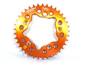 Corona 37 Denti Sitta in Ergal passo 520 per KTM RC8, DUKE 950/990 codice 202T37-ORANGE