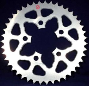 Corona 43 Denti Sitta Ergal, catena 520, codice 204Y43 ergal 7075 per BMW HP4