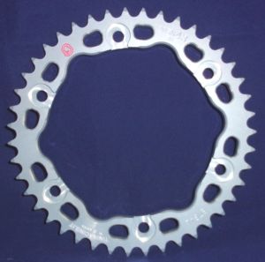 Corona 43 Denti Sitta Ergal, catena 530 per Honda VFR 800 - Crossrunner - CB 1000 R codice 205N43-30