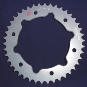 Corona 42 denti Ergal Sitta BMW F 700 GS e F 800 GS / Adventure,catena 525, codice 205Y42-25