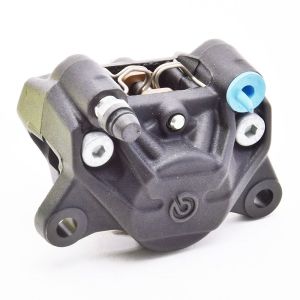 P2 32 DX interasse 84 mm nera pinza fissa brembo codice 20695022