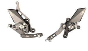 FTRYA008 - Pedane Regolabili Con Poggia Piedi Fissi MT-07 / MT-07 TRACER