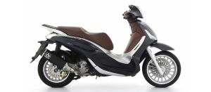 Terminale Urban alluminio "Dark" con fondello in carbonio Piaggio Beverly 300 HPE 2021 Arrow